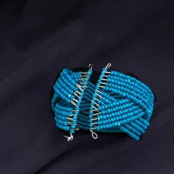 NWT Teal Beaded Bracelet - Picture 2 of 4